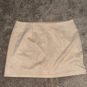 NWOT Pink Lily Skort